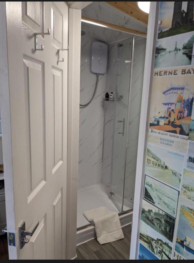 Sherpai Lodge Herne Bay Eksteriør bilde